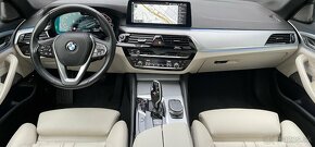 BMW Rad 5 Touring 530e PHEV MATRIX LED PANORAMA 360°3D KAM. - 8