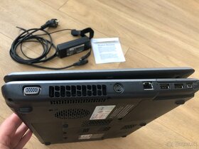 Lenovo IdeaPad S300 - laptop,notebook + Toshiba satellite - 8