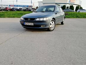 Opel Vectra B - 8