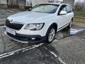 Škoda Superb Scout 125KW 4x4 TDi - 8