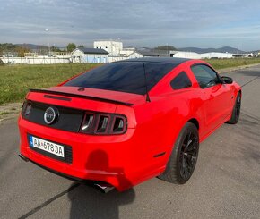 Ford Mustang GT 5.0 V8 - 8