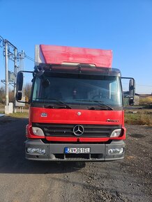 Mercedes Atego - 8