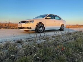 Volkswagen Jetta Mk6 1.2TSI 77kw 2014 - 8