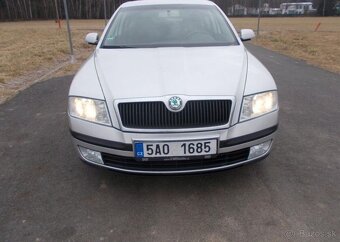 Škoda Octavia 1,6 85KW benzín manuál 85 kw - 8