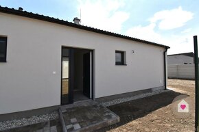 Priestranný 4 izbový RD bungalov o rozlohe 116,52 m2 v štand - 8