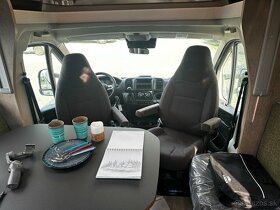 LUXUSNY AUTOKARAVAN LAIKA ECOVIP L3009 - 8