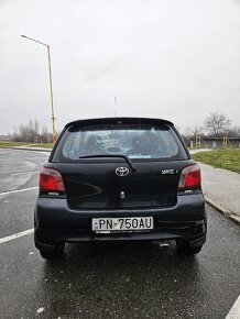 Toyota Yaris 1.3 linea luna vvti - 8