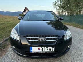 Kia Cee´d 1.4 ( benzín ) Nová STK 139 000 km Kúpené v SR - 8