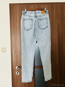 ŠTÝLOVÉ MOM FIT DŽÍNSY značky PULL&BEAR - 8