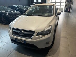 Subaru XV 2.0d Black 108 kw 4x4 - 8