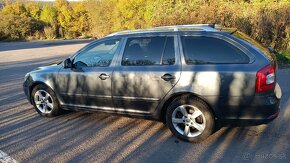 Škoda Octavia Combi 2.0 TDI DSG - 8