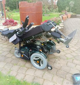 Elektrický invalidny vozik vertikalizačny polohovaci - 8