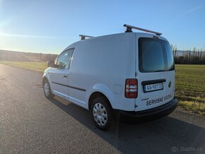 Volkswagen Caddy 1.6 TDI - GPS, klíma, vyhrievané sedačky - 8