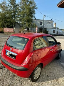 Lancia ypsilon - 8