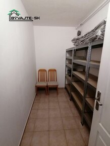 Apartmán na prízemí rodinného domu v Bojniciach. - 8