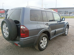 Mitsubishi Pajero Wagon 3.2 DI-D Intense Privilege A/T - 8