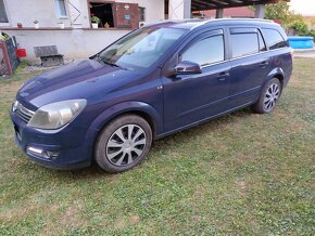 Opel Astra H twinport - 8