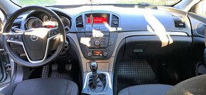 Opel Insignia 2.0 - 8