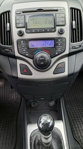 Hyundai i30 1.6 CRDi 85kW - 8