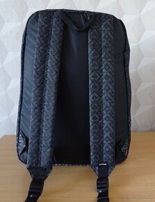 Nový Batoh - DAKINE Capitol 23l - 8