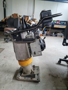 Jcb vibromax vibracny pech - 8