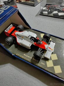 Model McLaren F1 - 8