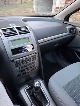 Peugeot 407 1.6 hdi predam vymenim - 8