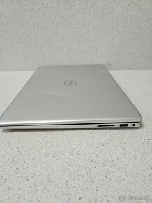 Dell Inspiron 14 5425 AMD Ryzen 5 5625U / 16GB / 512GB SSD - 8