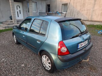 Renault clio - 8