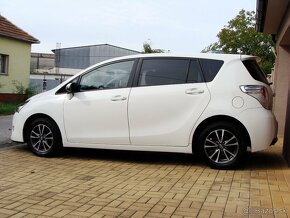 TOYOTA VERSO 1.6  BENZÍN 7 MIESTNE - 8