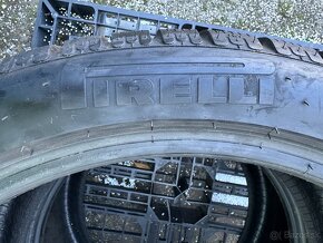 PREDÁM 2 kusy zimné pneumatiky PIRELLI 285/35 R20 104V - 8