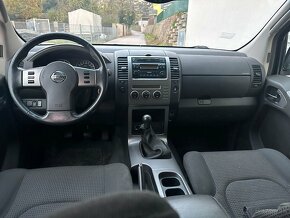 NISSAN PADHFINDER 2,5 DIESEL 4X4 7 MIESTNY - 8