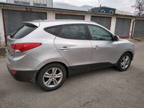 Hyundai ix35 2.0 CRDi VGT Style 4x4 A/T - 8