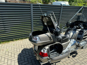 Honda GL 1800 GOLDWING - 8