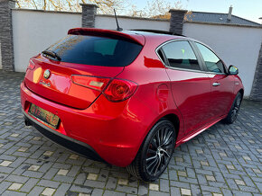 Alfa Romeo Giulietta 1.4 T Sportiva  120PS  TOP STAV - 8