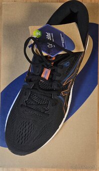 Asics - 8