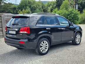 KIA SORENTO 2,2CRDi 4x4 - 8