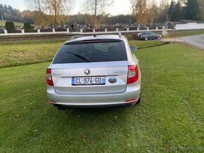 Skoda Superb 2.0tdi,dsg,cuvak,el. kufor,serviska,new rozvody - 8