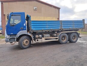 RENAULT KERAX 370 6X4 - 8