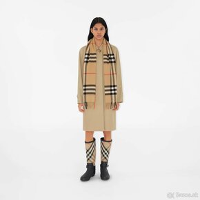 Burberry Check Cashmere Scarf Šál - 8