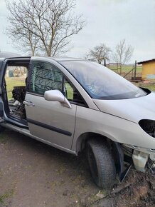 Peugeot 807 2.2hdi - 8