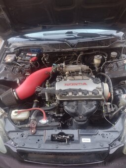 Honda Civic 1.5i vetek - 8