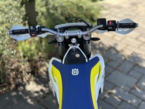 Husqvarna 701 enduro - 8