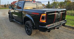 DODGE RAM 1500 LARAMIE 4X4 5.7 HEMI 2020 OFFROAD PAKIET - 8