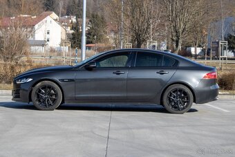 Jaguar XE 2.0 I4P R-Sport AT - 8