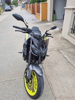 Yamaha MT 09 - 8