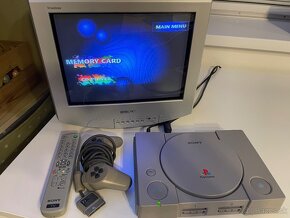 Playstation 1 + Sony TV - Retro Set - 8