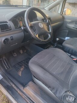 Predám vw sharan 1.9 tdi 85kw 4x4 - 8