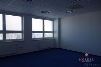 Dvojkancelária, cca 53 m2, výhodná poloha, Bratislava-Ružino - 8