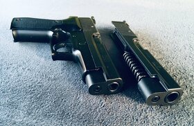 SigSauer p220 .45ACP + 9mm Luger - 8